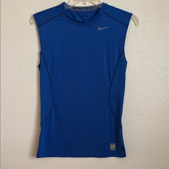 Nike Pro Combat Royal Blue Athletic Tank - Picture 1 of 6